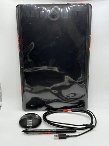 Wacom PTH660 Intuos Pro Digitales Grafiktablett Zeichnen für Mac PC, Medium, Schwarz - Bild 1 von 4