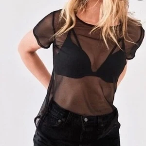 Victoria’s Secret Baby-T-Shirt aus transparentem Netz Schwarz Größe XS/S - Bild 1 von 11