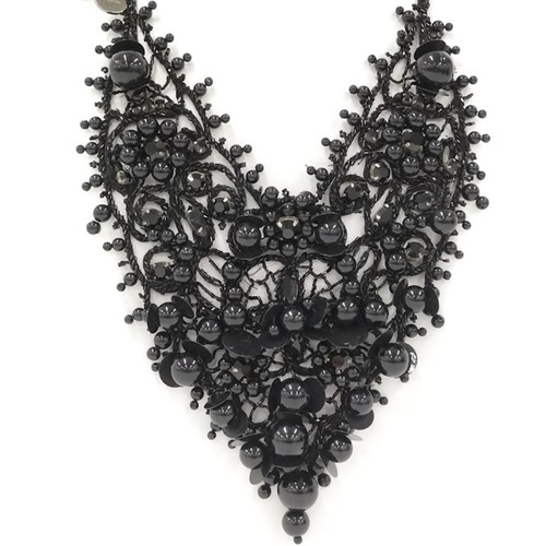 Collana festa PRADA placcata nera usata SKAI 0