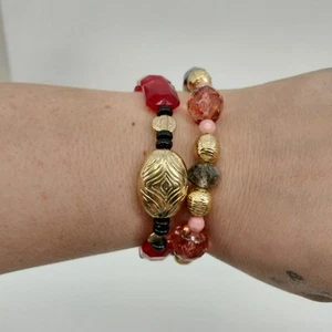 Juego de 2 Pulseras Imitación Perla Multicolor Facetada Cuentas con Tono Dorado Elástico 7" - Imagen 1 de 6