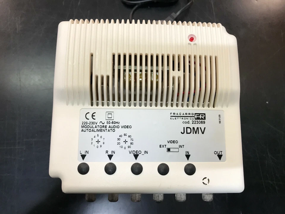 FRACARRO 223069 JDMV MODULATORE A/V AUTOALIMENTATO - Immagine 1 di 1