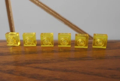 Placa TRANS AMARILLO 1x1, perno único genuino LEGO repuestos 3024 x6 Foto 1 de 2