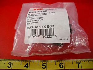 ABB CBK-PIF8G Pulsante Interruttore Attuatore Blocco Lampada Verde 1SFA 616000-BCB Nuovo - Foto 1 di 1