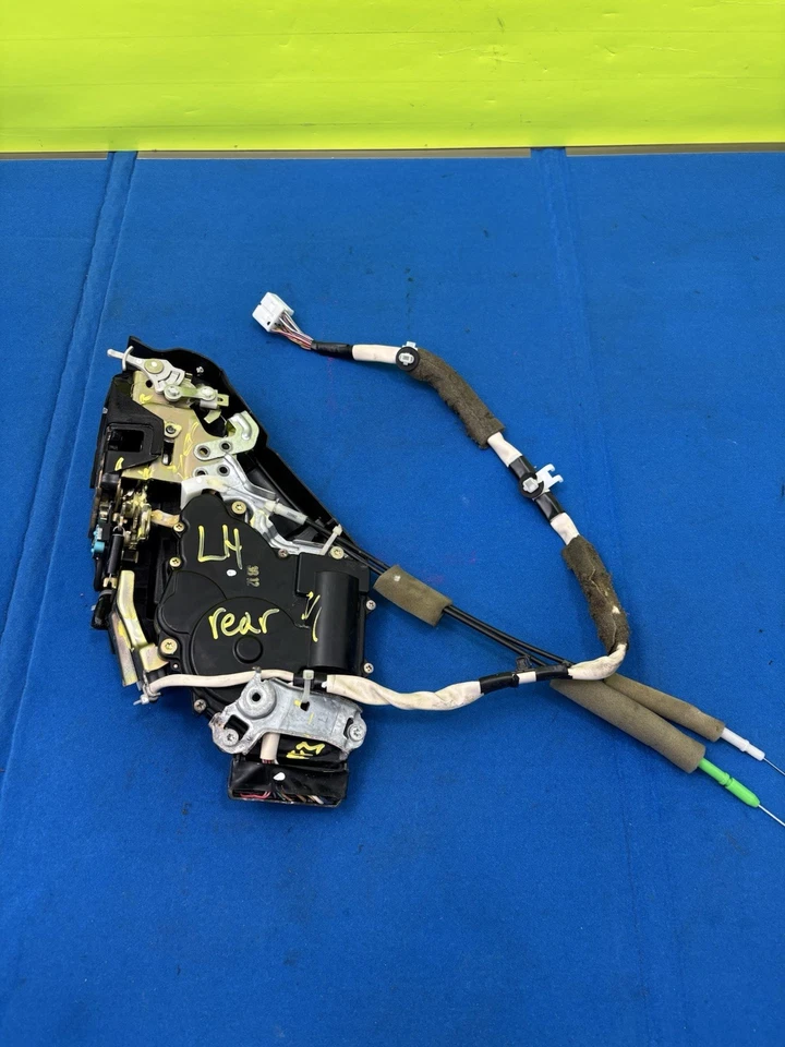 01-06 LEXUS LS430 REAR LEFT DRIVER DOOR LOCK ACTUATOR WITH SOFT AUTO CLOSE OEM — 第 1/1 张图片