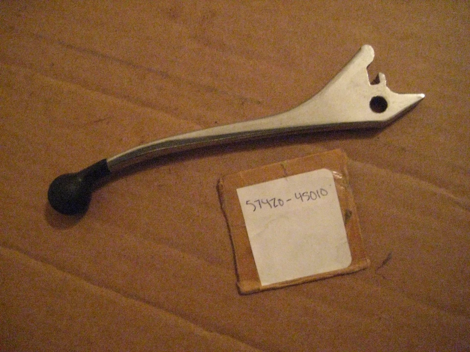 SUZUKI RE5M/RE5 ROTARY/GT750/550/500/380/250/185/GS400 BRAKE LEVER NOS! Foto 1 de 1