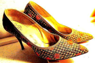 Zapatos De Colección Neiman Marcus Marquesa Mujer 3" Tacón 8.5 AAA Naranja Flores Caja Original Foto 1 de 4