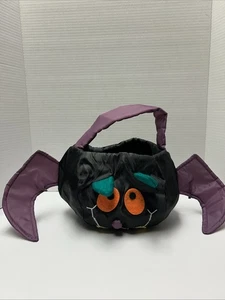 Bat Halloween Trick Or Treat Candy Bag Tote Purple Black Soft Nylon Homemade? - Imagen 1 de 7