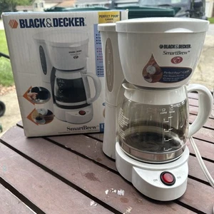 Black Decker SmartBrew DCM500 5 Cup Electric Drip Coffee Maker White - Picture 1 of 4