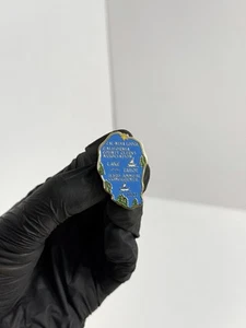 Vintage 1991 Cal-Neva Lodge Lake Tahoe Conference Lapel Pin California Clerks - Picture 1 of 2