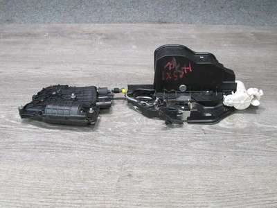 BMW E71 E72 X6 2010-2014 ACTUADOR DE CIERRE DE CERRADURA DE PUERTA DELANTERA IZQUIERDA CON CIERRE SUAVE Foto 1 de 4