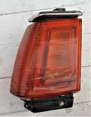 Feu d'angle avant gauche Lancer A171 modèle 1979 83 STANLEY 041-7379L occasion - Photo 1/4