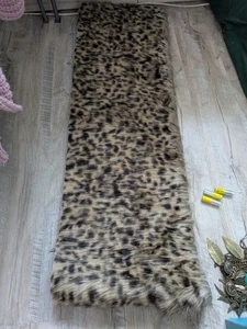 Schmales Stück Leopardenfell Stoff Kunstfell Rest Meterware Handarbeit - Bild 1 von 2