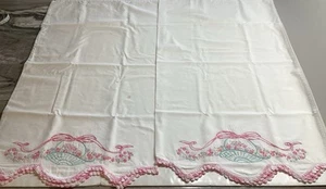 Vintage Set Of Hand Embroidered Pillowcases With Crochet Edge 33”x 19” - Picture 1 of 7