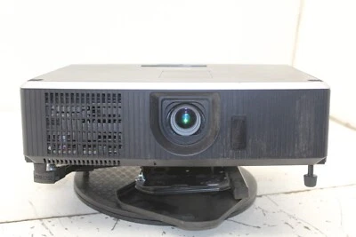 InFocus IN5122 Projector, XGA Conference Room Projector 4000 Lumens 3LCD - Image 1 of 2