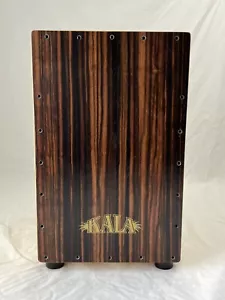 KALA SCHLAGZEUG BOX - Cajon Ebony Stripe - Zustand SEHR GUT - Bild 1 von 7