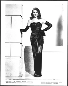 HOLLYWOOD RITA HAYWORTH ACTRESS IN "GILDA" STUNNING VINTAGE ORIGINAL MOVIE PHOTO - Picture 1 of 2