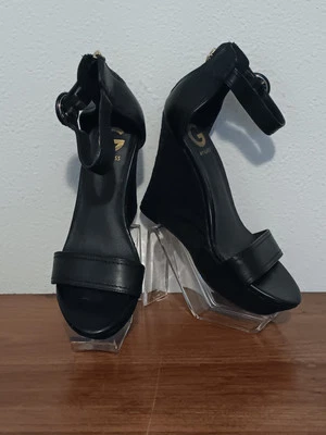G By Guess Wedge Shoes 7.5 - Image 1 of 4