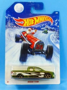 HOT WHEELS 2014 HOLIDAY HOT RODS NISSAN TITAN LOW RIDER EXCLUSIVE 1/64 - Picture 1 of 4