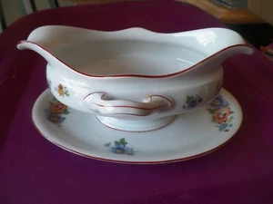 KPM gravy w/underplate (KPM178) 1 available - Picture 1 of 1