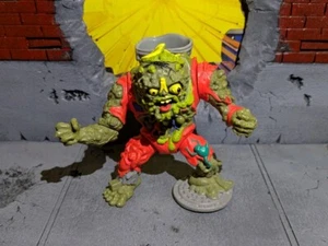 Muckman TMNT 1989 Teenage Mutant Ninja Turtles con bote de basura excelente estado - Imagen 1 de 4