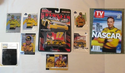 赛车冠军 Matt Kenseth #17 得伟 1/64 纳斯卡 2000 汽车、电视指南、金属 — 第 1/4 张图片