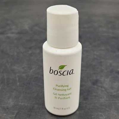 Gel Limpiador Purificante Boscia 1 fl. oz. Tamaño de viaje 30 ml Foto 1 de 4