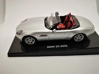BMW z8 2002 1/43 - Immagine 1 di 4