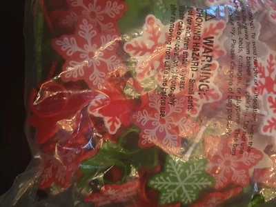 DecoPac SnowFlake Rings 144 In Bag Green,Red,White Christmas Cupcakes Set 2 - Image 1 of 4