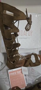 Sandal Up Size 7 Gladiator Sandals. New With Tags. Brown Suede Zippered Calf .. - Picture 1 of 6
