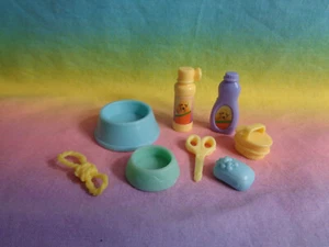Barbie Puppe oder ähnliches Puppenhaus Zubehör Haustier - Bild 1 von 3