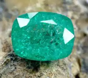 Natural Green Emerald 6.20 Ct Cushion Cut Certified Gemstone May Birthstone Gift - Picture 1 of 8