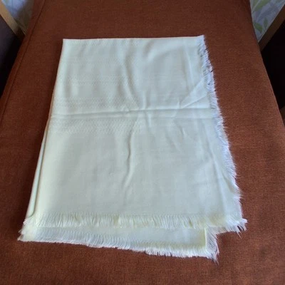 Tischdecke gelb mit Fransen - Bild 1 von 4