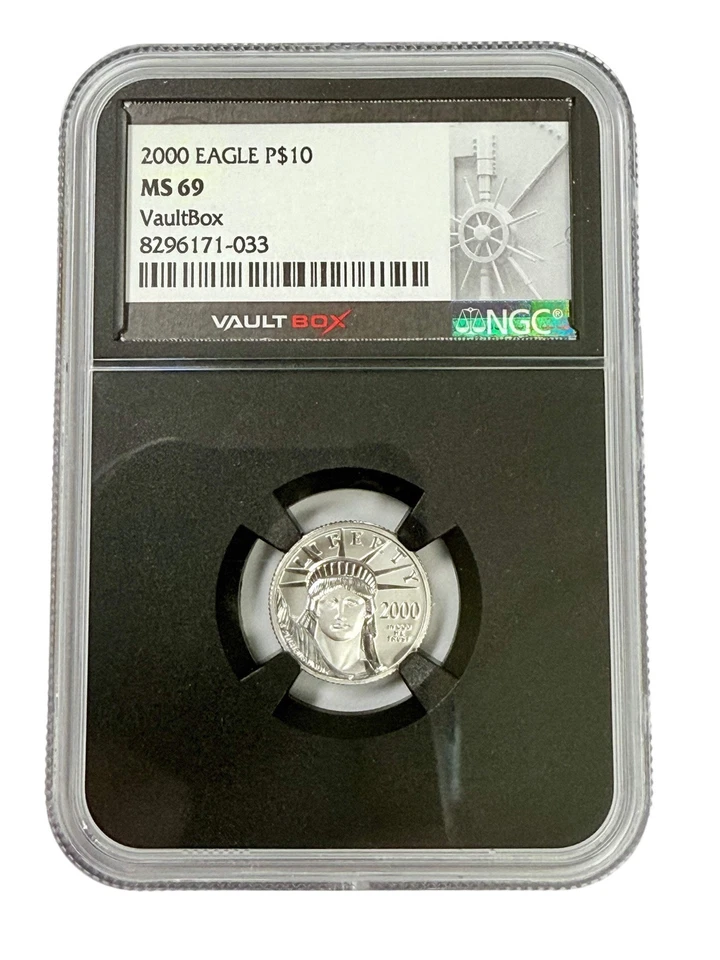 2000 1/10 oz American Platinum Eagle NGC MS69 - Image 1 of 3