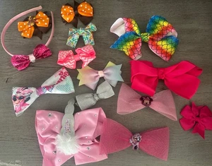 Posten 14 selbstgemachte Haarbänder und Schleifen Haarspangen verschiedene Muster Mädchen - Bild 1 von 5