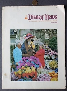 Spring 1970 Anaheim California Disneyland Magic Kingdom Club guidebook magazine- - Picture 1 of 1