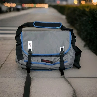 Timbuk2 Large Laptop Messenger Bag Over Shoulder - Image 1 of 4