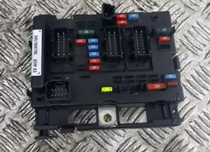 2003-2008 PEUGEOT 206 1.1 PETROL BODY CONTROL MODULE ENGINE BAY FUSEBOX - Picture 1 of 3