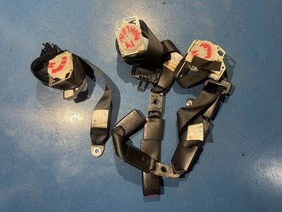 Toyota Avalon 2013-2018 retractor de cinturón de seguridad trasero derecho y lateral central Foto 1 de 4