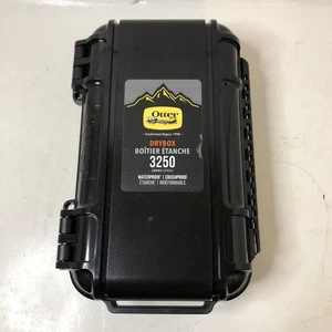 Otterbox dry box 3250 Black Cell Phones Keys Ear Buds Valuables Waterproof Used - Picture 1 of 8