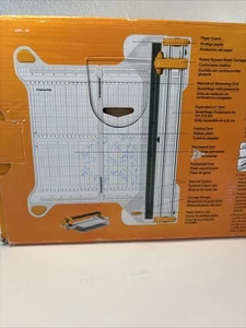 Fiskars ProCision Rotary Bypass Trimmer 12" Deluxe mit klappbarem Standfuß - gebraucht - Bild 1 von 17