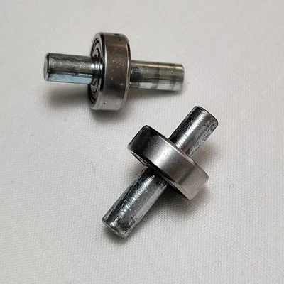 Dyson UP13 UP20 UP30 DC41 DC65 DC66 METAL PEQUEÑO MINI RODILLO DE BOLA RUEDAS OEM Foto 1 de 4