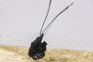 L12175 2001-2005 Lexus IS300 cerradura puerta trasera pestillo actuador lado pasajero OEM - Imagen 1 de 8