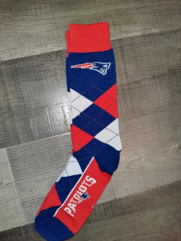 New England Patriots Mens Argyle NFL Team Crew Dress Socks Large Cover