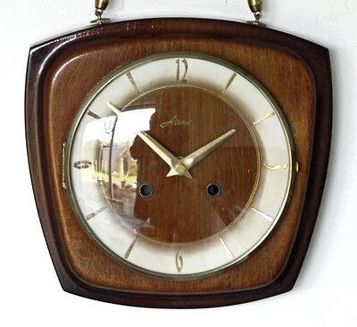 Vintage 23cm Kaia Wall Clock - German Retro 1970s Mid Century Roped Clock Gift - Image 1 of 4