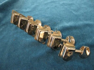 Sintonizadores de guardabarros vintage 1976-82 para Stratocaster Telecaster Mustang Lead I II III - Imagen 1 de 15