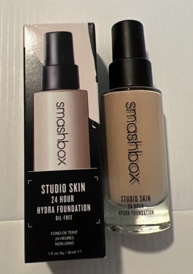 Foundation Studio Skin Smashbox 24 Hour HYDRA 0.2 Very Fair Travel Size 1 Oz  - Image 1 of 3