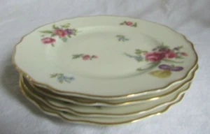  BAVARIA  GERMANY PORCELAIN 4  BREAD OR SALAD PLATES PINK ROSES PATTERN NORTINA - Picture 1 of 3