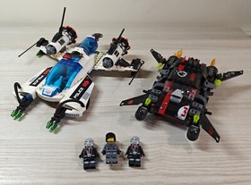 LEGO Space Police III Hyperspeed Pursuit 5973-1 with Minifigure sp101 sp096