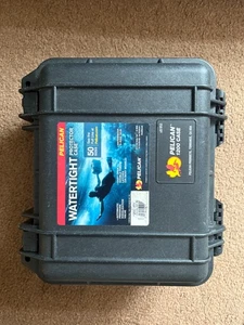 Pelican 1200 Watertight, Dustproof Hard Protective Case without Foam (Black) - Picture 1 of 2