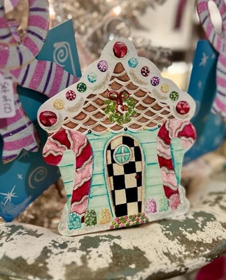 Navidad Gingerbread House Pastel Charm The Round Top Collection Foto 1 de 2